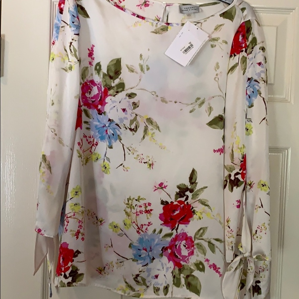 Tahari blouse